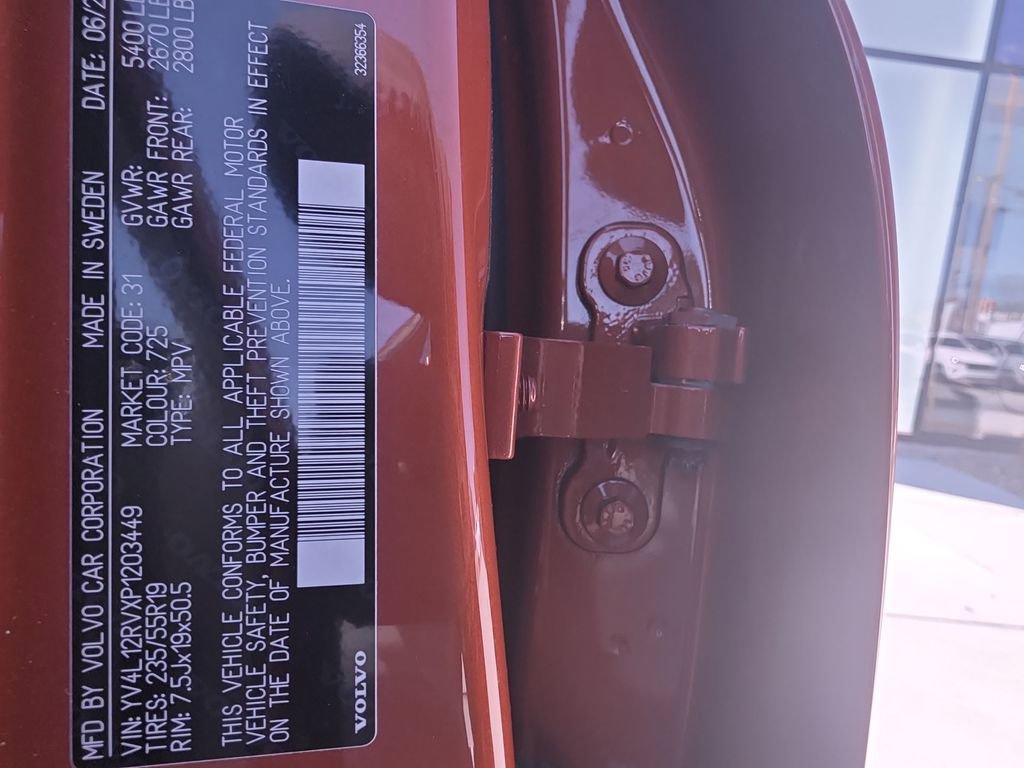 Used 2023 Volvo XC60 B5 Core w/ Climate Package image 38