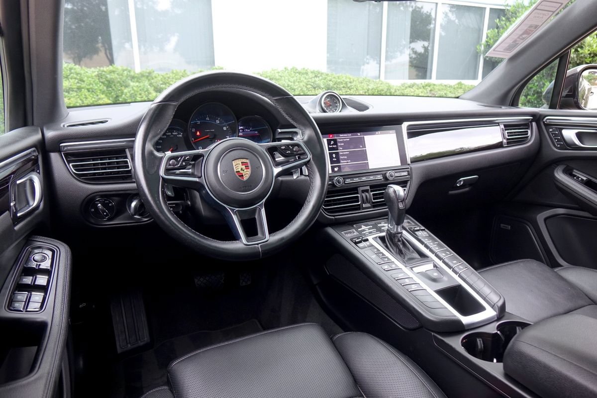 Used 2019 Porsche Macan AWD/4WD image 5