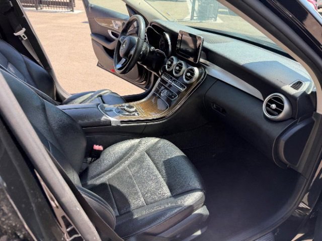Used 2018 Mercedes-Benz C 300 4MATIC Sedan w/ Premium Package image 24