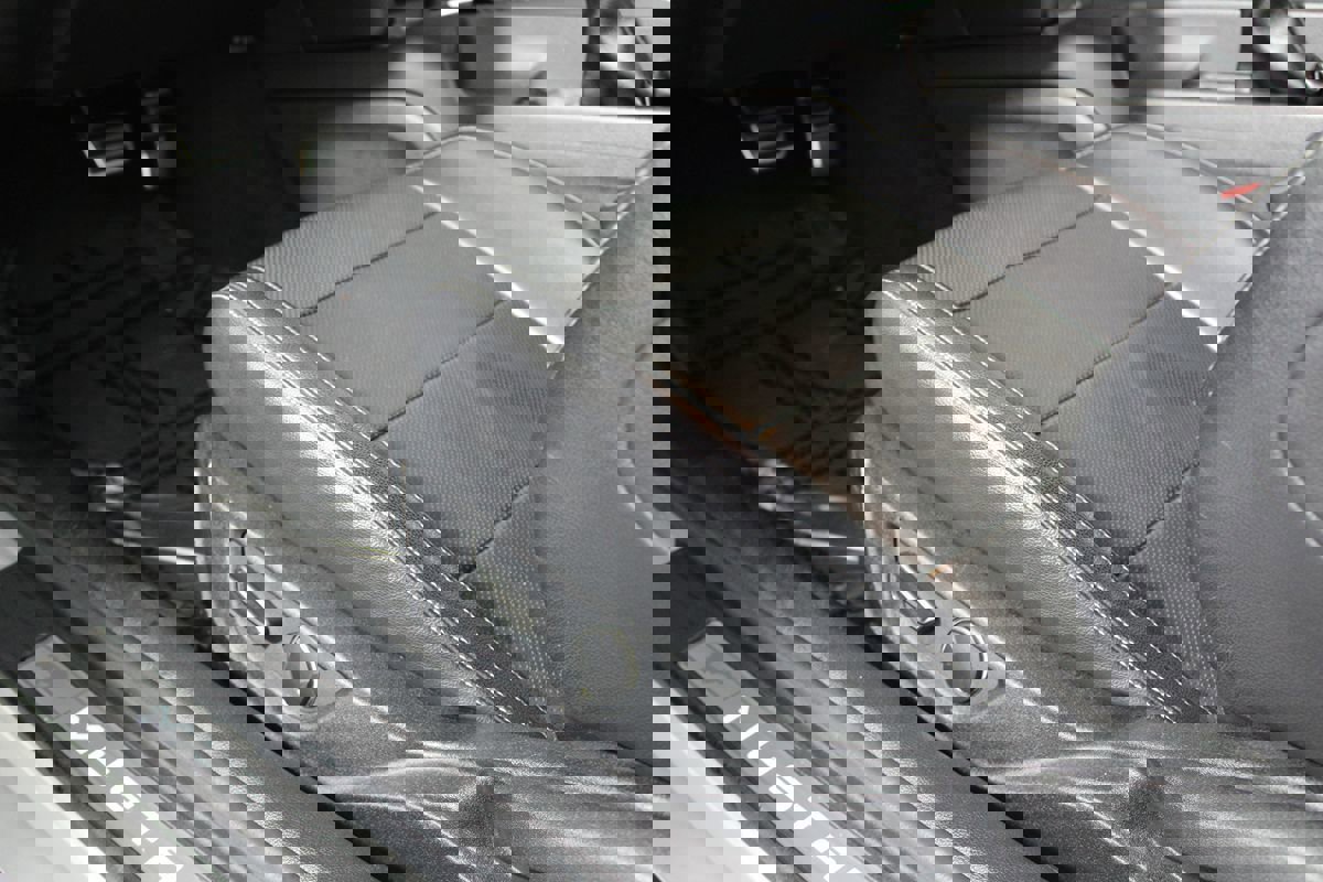 Used 2017 Ford Mustang Premium image 9