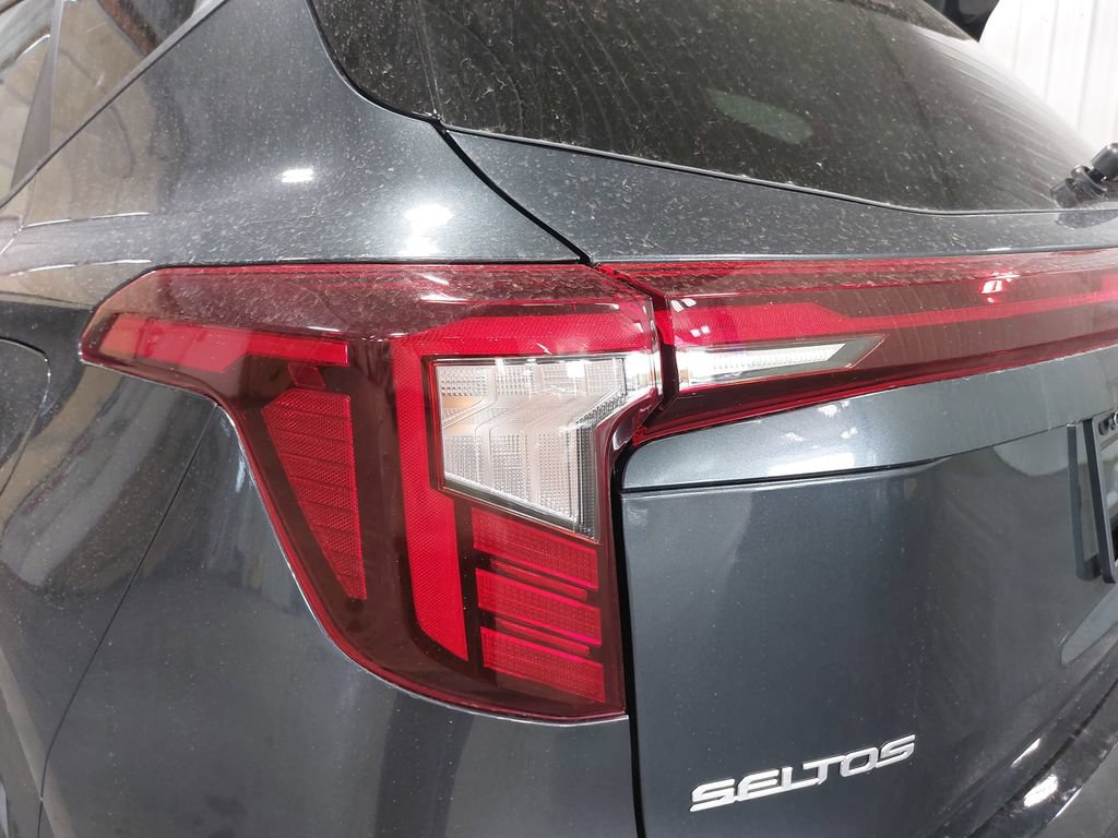New 2026 Kia Seltos S AWD/4WD image 34