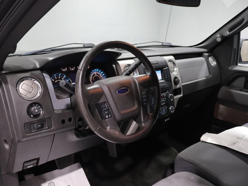 Used 2014 Ford F150 XLT w/ Equipment Group 302A Luxury AWD/4WD image 16