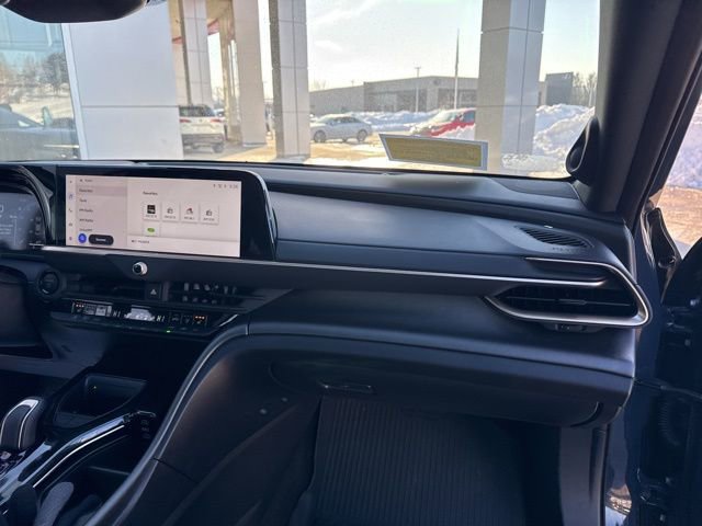 Used 2025 Toyota Crown Nightshade image 34