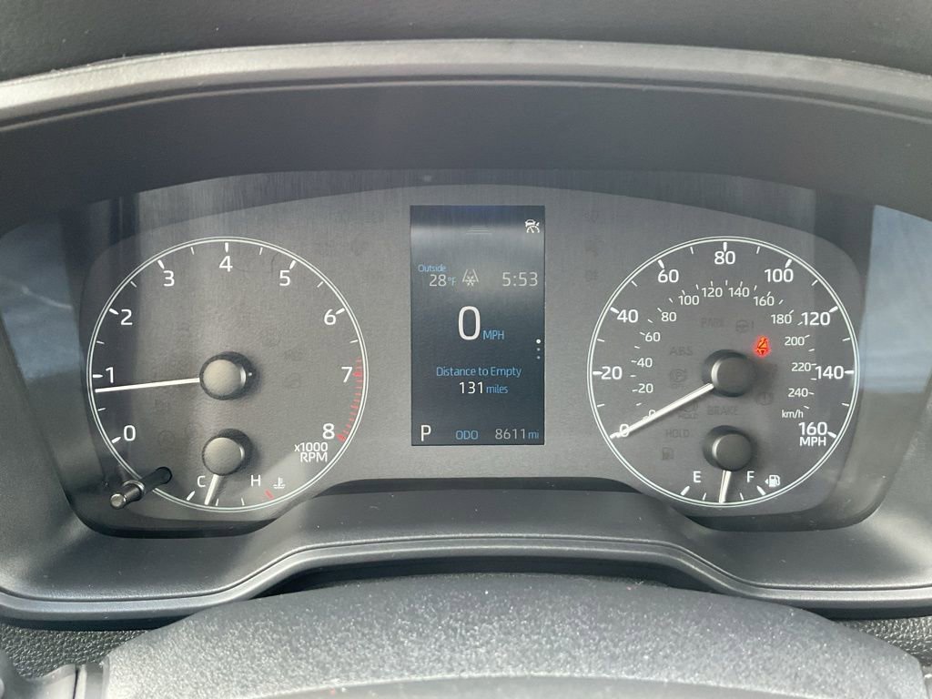 Used 2023 Toyota Corolla Cross LE w/ Moonroof Package image 13