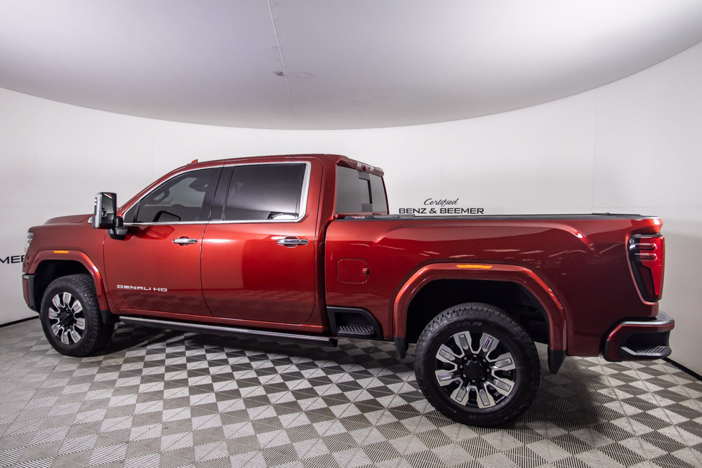 Used 2024 GMC Sierra 2500 Denali w/ Denali Reserve Package AWD/4WD image 9