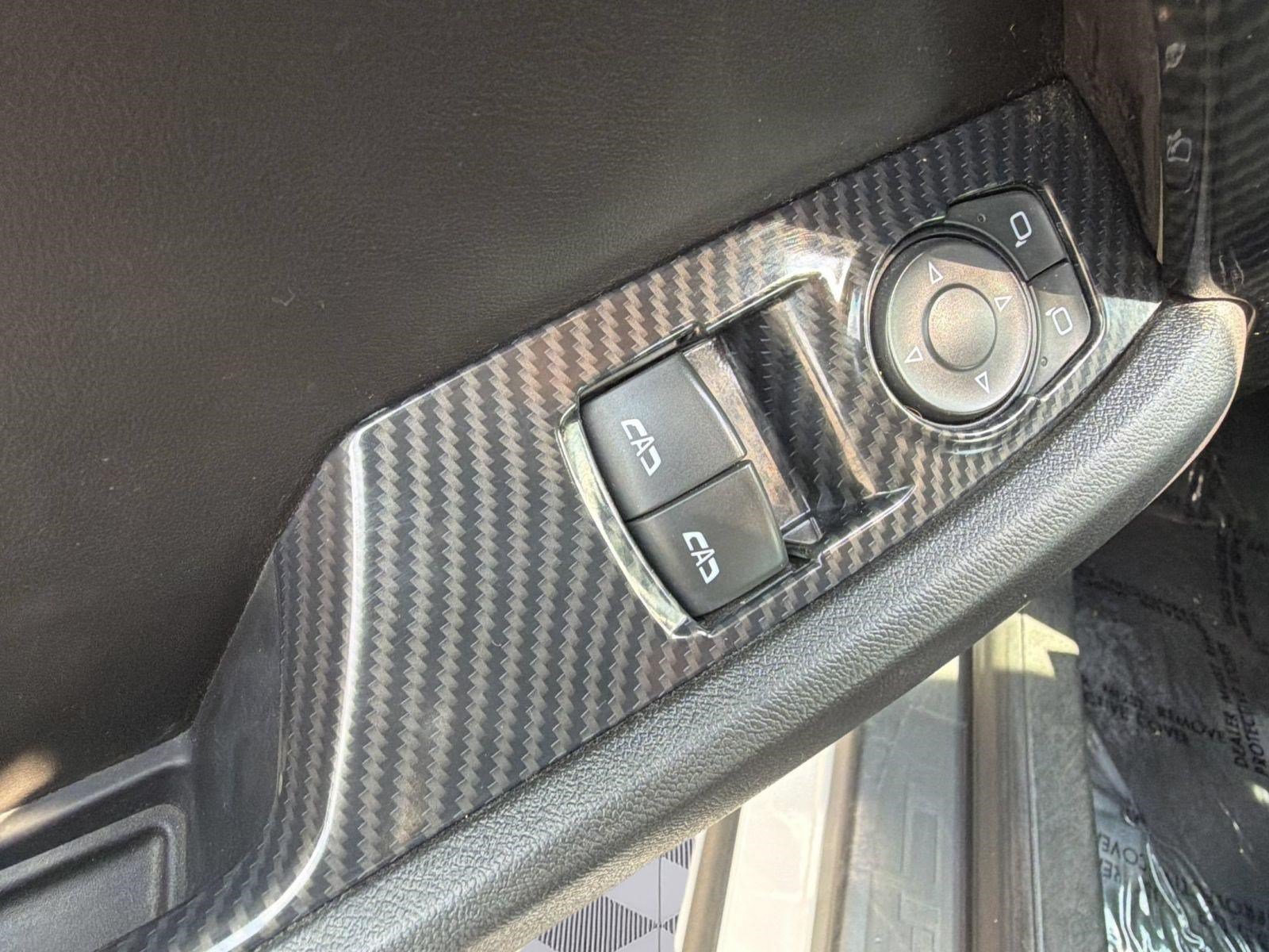 Used 2020 Chevrolet Camaro LT RWD image 14