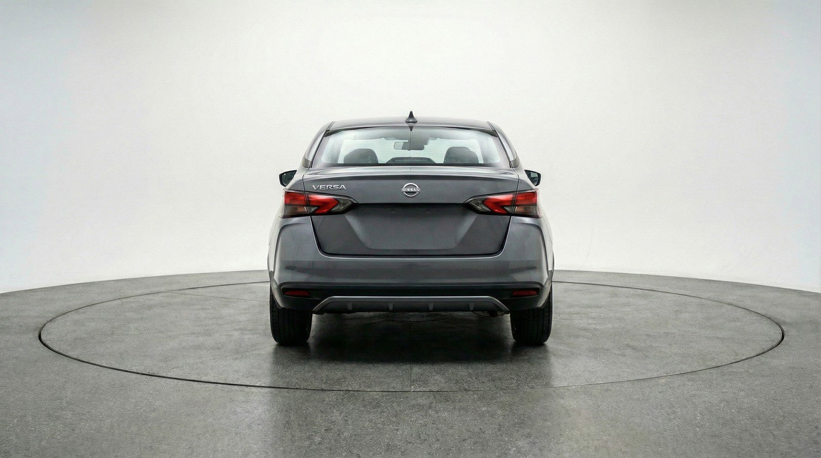 Used 2025 Nissan Versa SV image 7