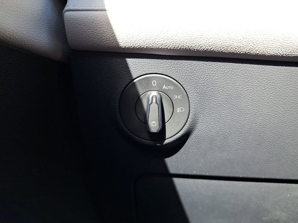 New 2025 Volkswagen Taos S image 32