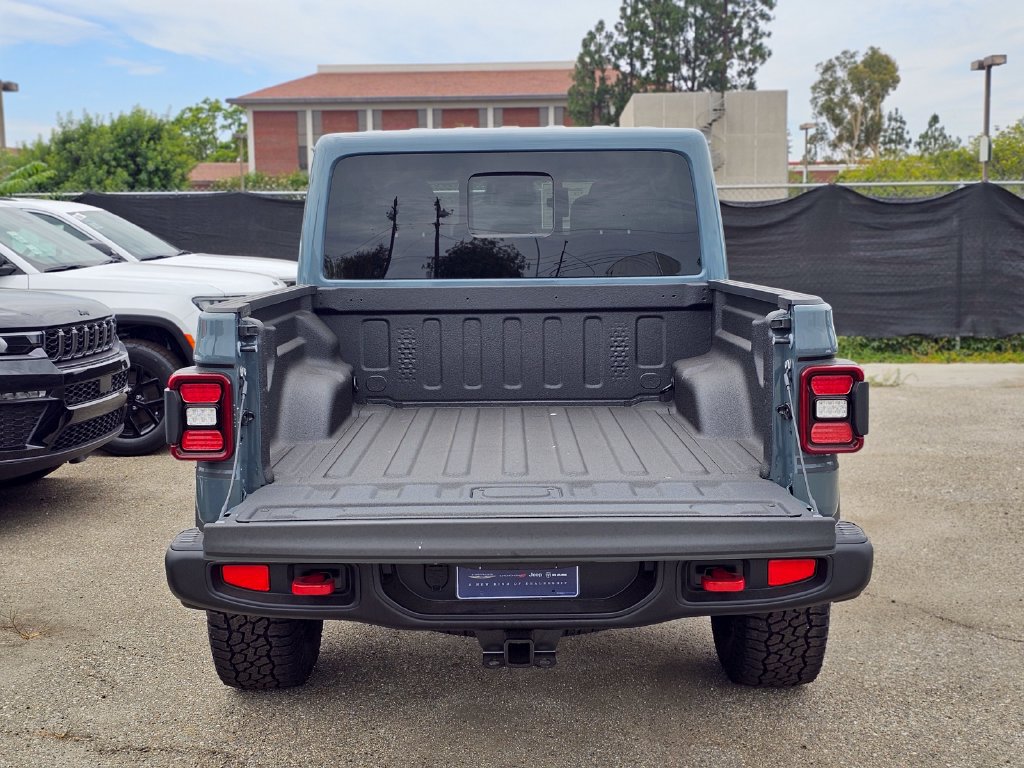 New 2026 Jeep Gladiator Rubicon AWD/4WD image 8