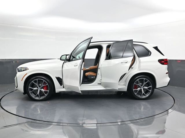 New 2026 BMW X5 M60i w/ Climate Comfort Package image 38