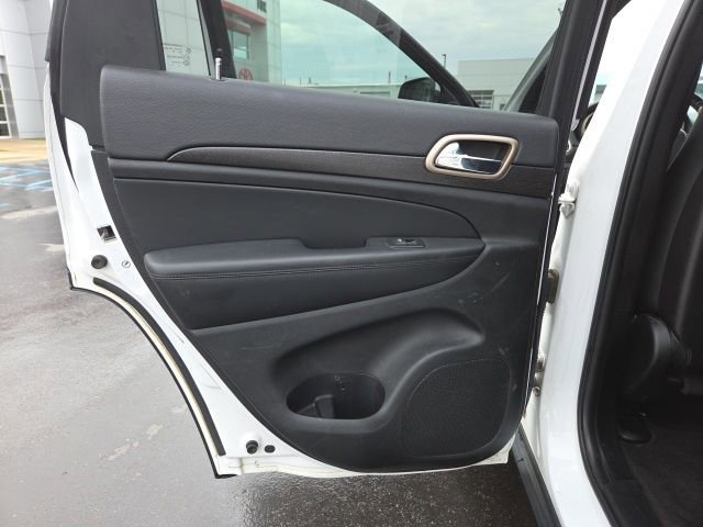 Used 2015 Jeep Grand Cherokee Laredo w/ Quick Order Package 23E image 13