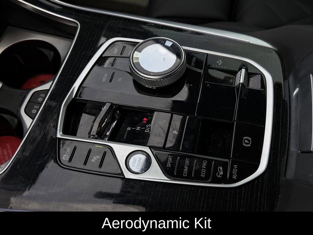 Used 2024 BMW X7 xDrive40i w/ Executive Package image 22