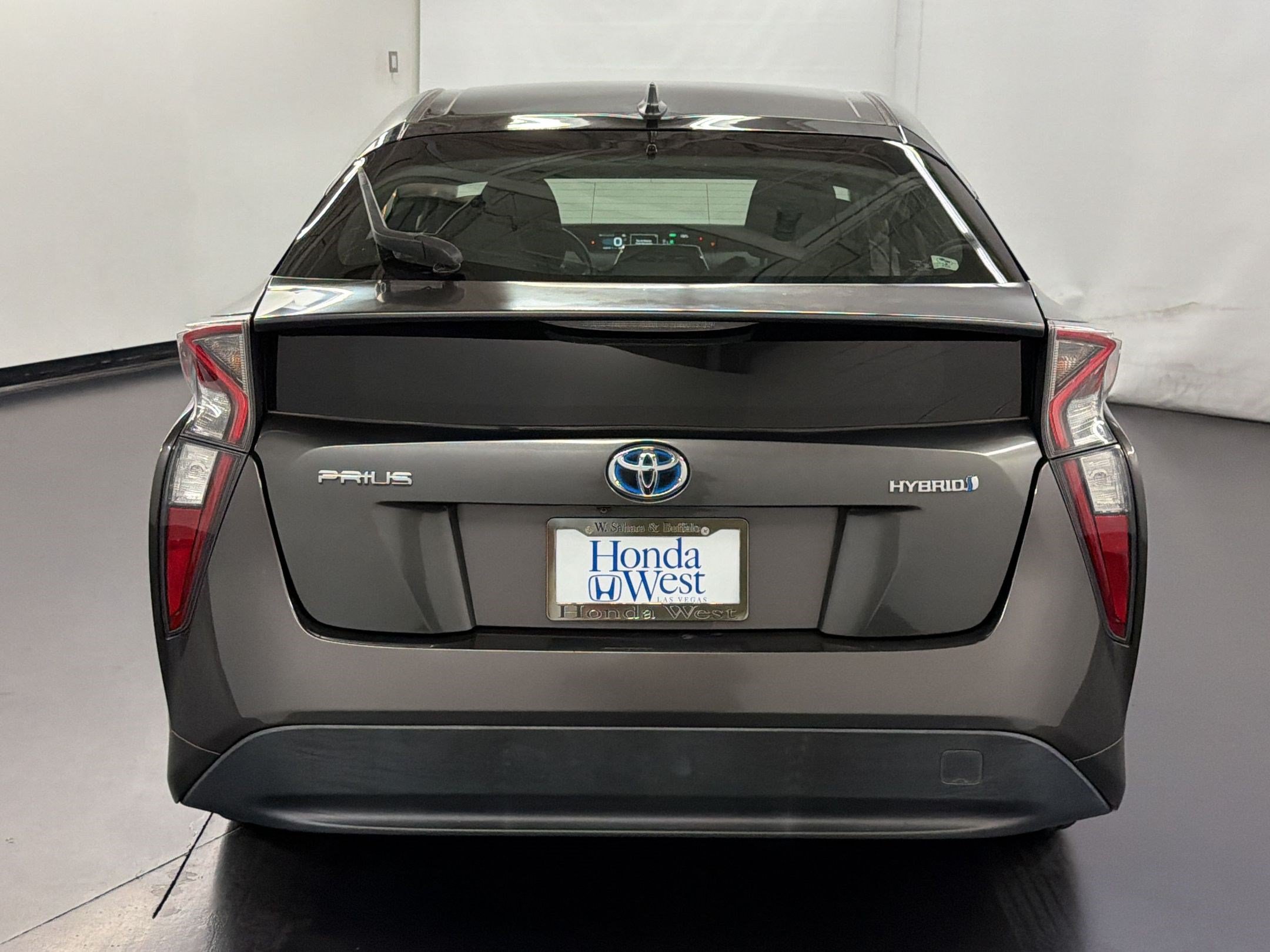 Used 2016 Toyota Prius Three FWD image 10
