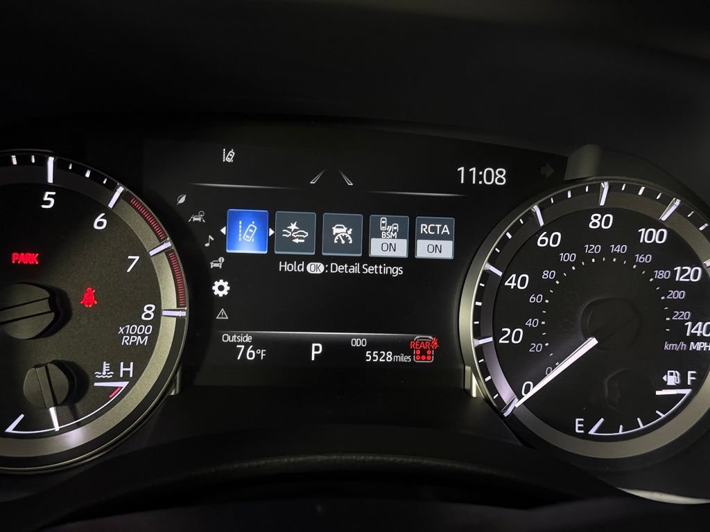 Used 2026 Toyota Highlander XLE AWD/4WD image 14