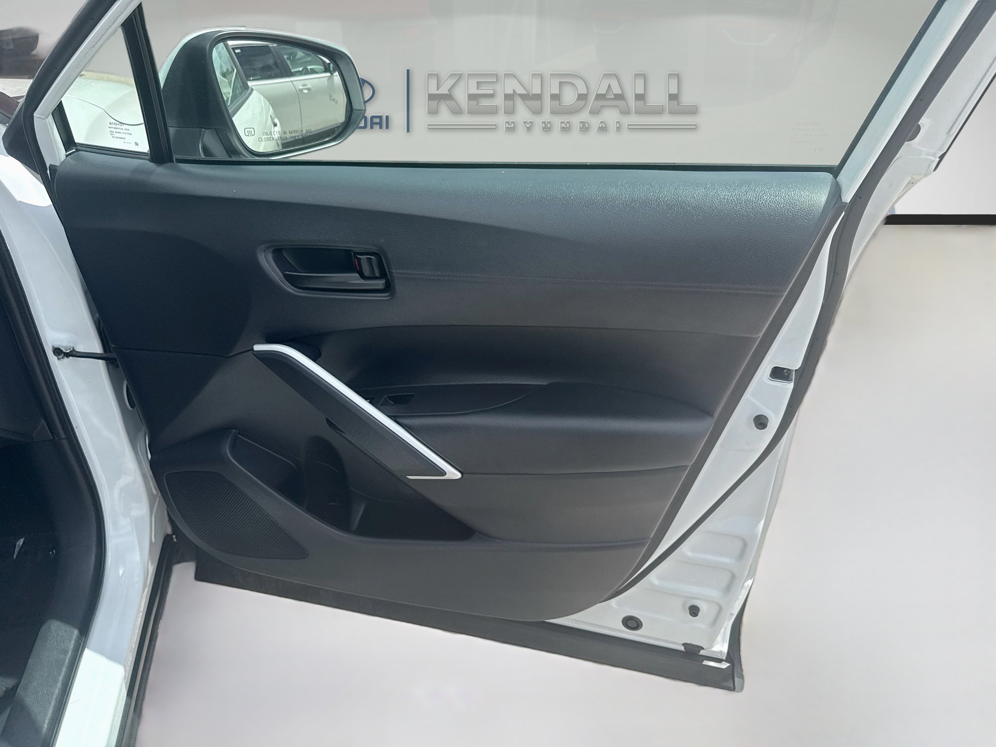 Used 2024 Toyota Corolla Cross LE w/ Moonroof Package FWD image 31