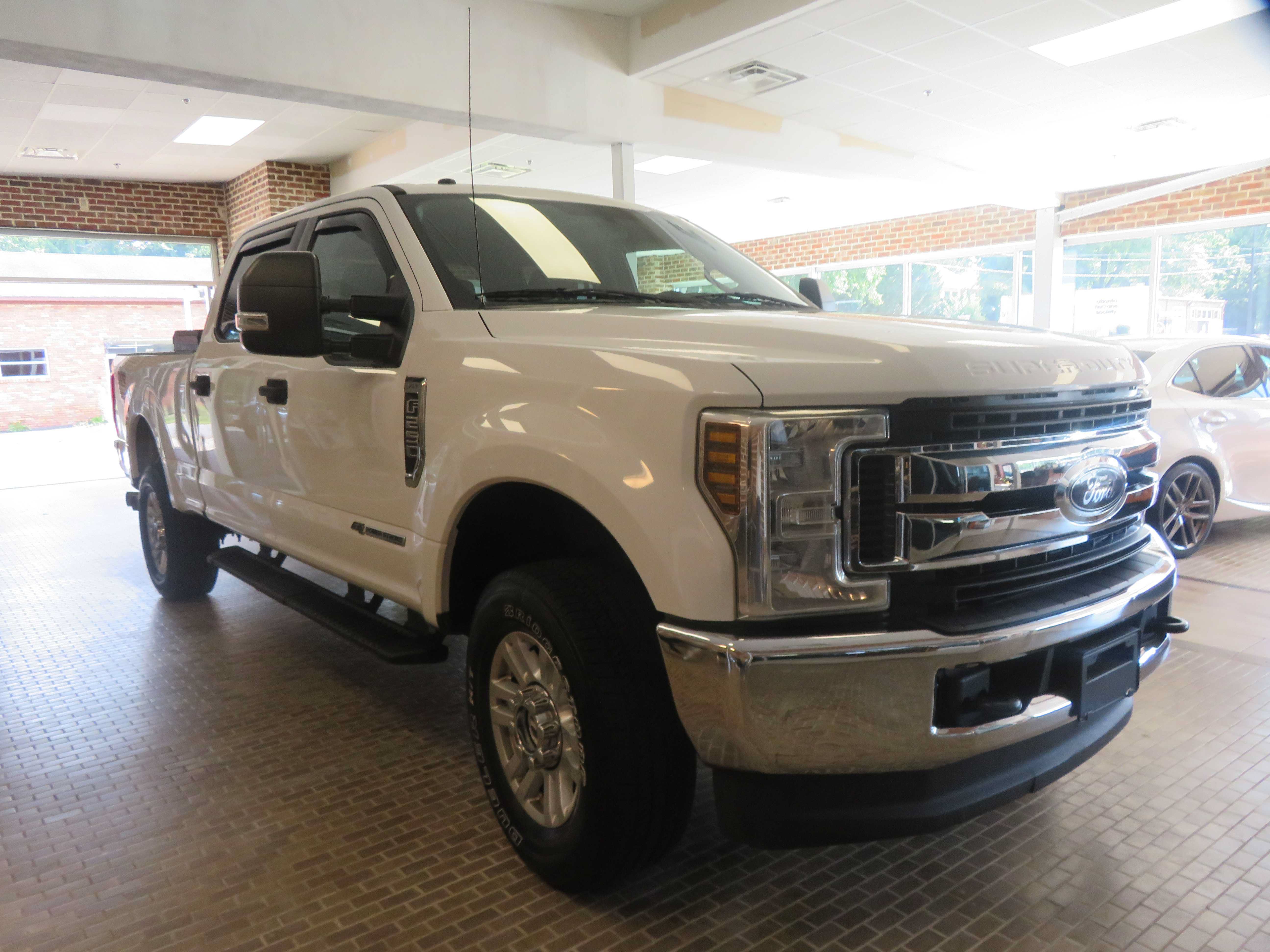 Used 2019 Ford F250 XLT w/ FX4 Off-Road Package AWD/4WD image 57