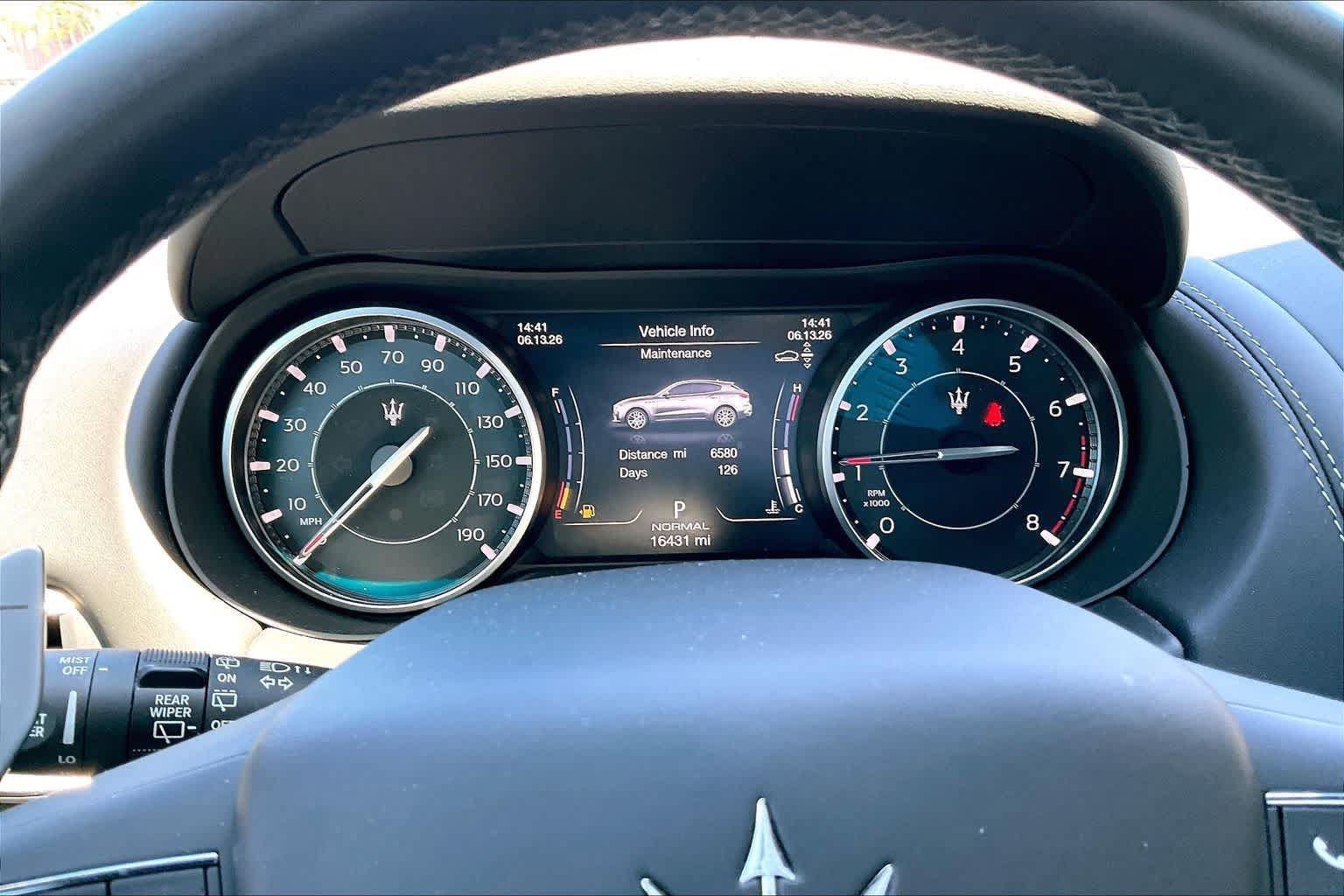 Used 2023 Maserati Levante Modena AWD/4WD image 17