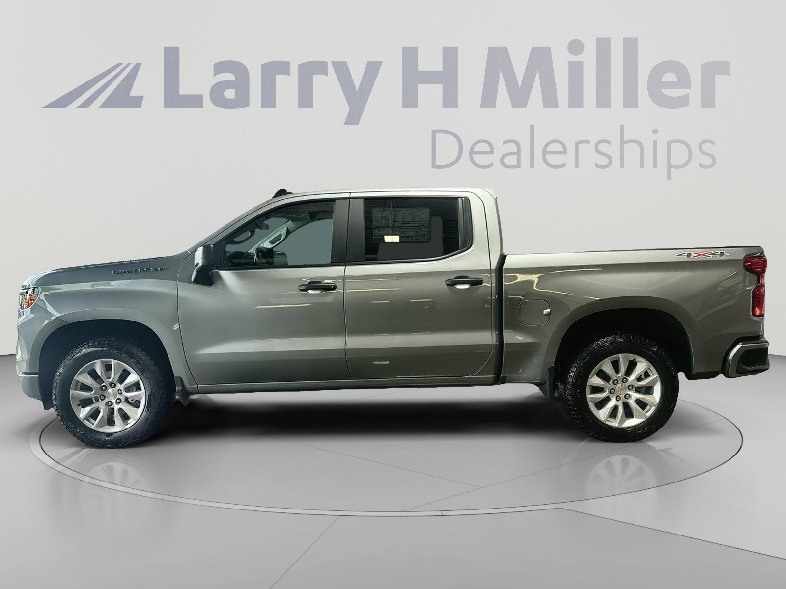 New 2026 Chevrolet Silverado 1500 Custom AWD/4WD image 11