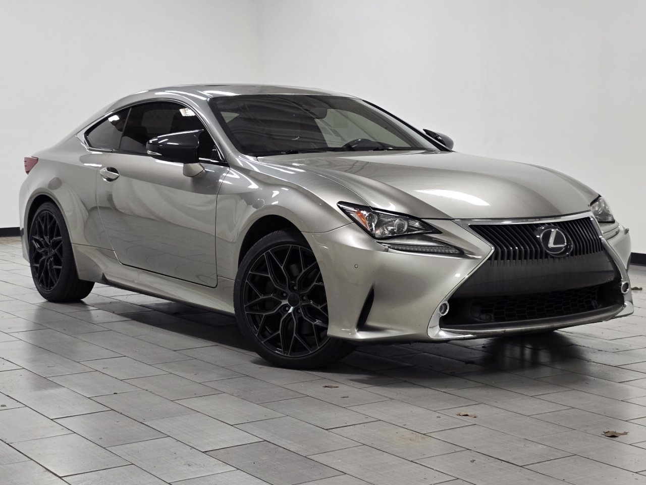 Used 2015 Lexus RC 350 AWD w/ Luxury Package image 2