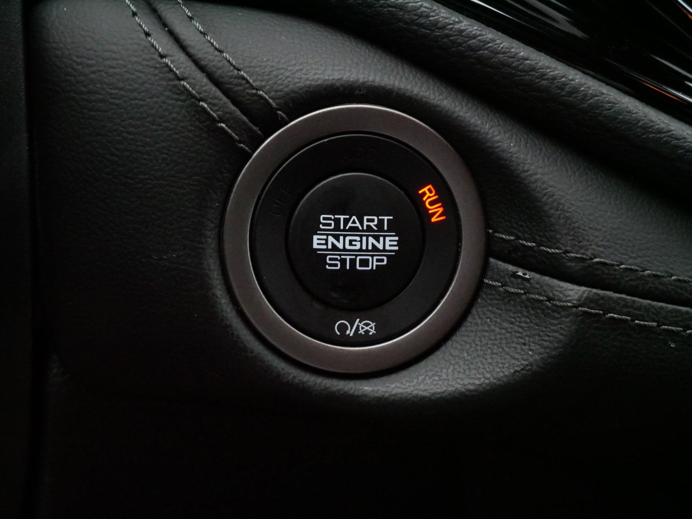Used 2024 Dodge Durango SXT AWD/4WD image 31