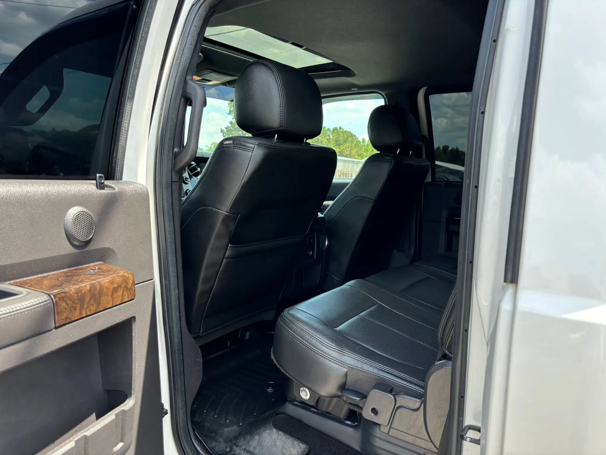 Used 2016 Ford F350 Platinum AWD/4WD image 25