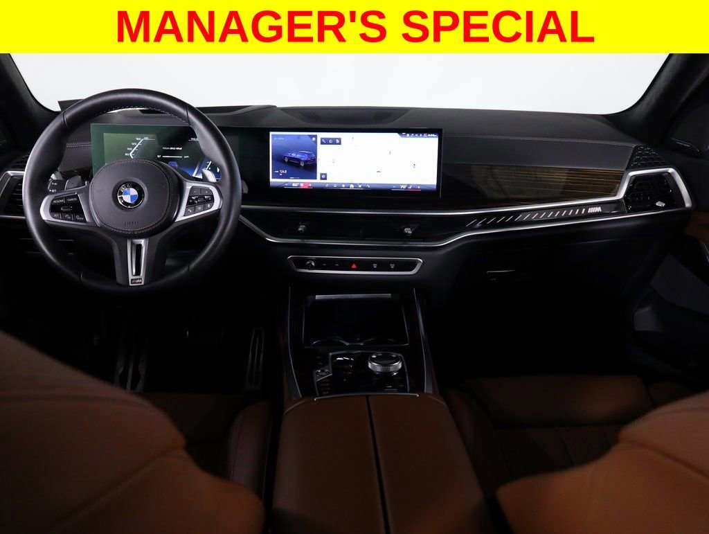 Used 2026 BMW X7 M60i image 41