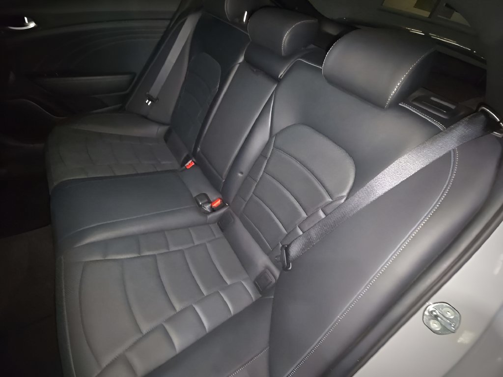 Used 2022 Kia Stinger GT2 w/ Scorpion Package AWD/4WD image 9