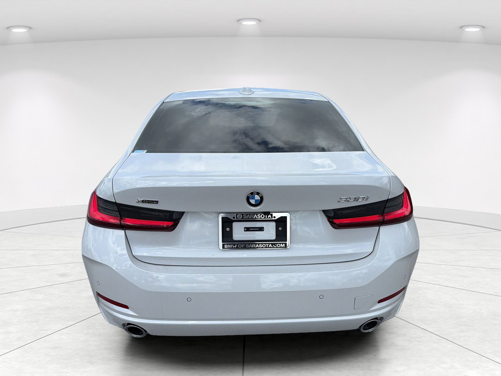 New 2026 BMW 330i xDrive Sedan w/ Premium Package AWD/4WD image 5