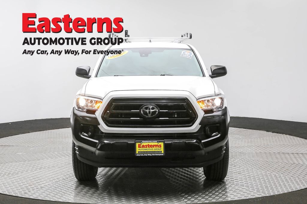 Used 2022 Toyota Tacoma SR image 2