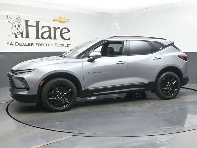 Used 2023 Chevrolet Blazer RS w/ Driver Confidence II Package AWD/4WD image 32
