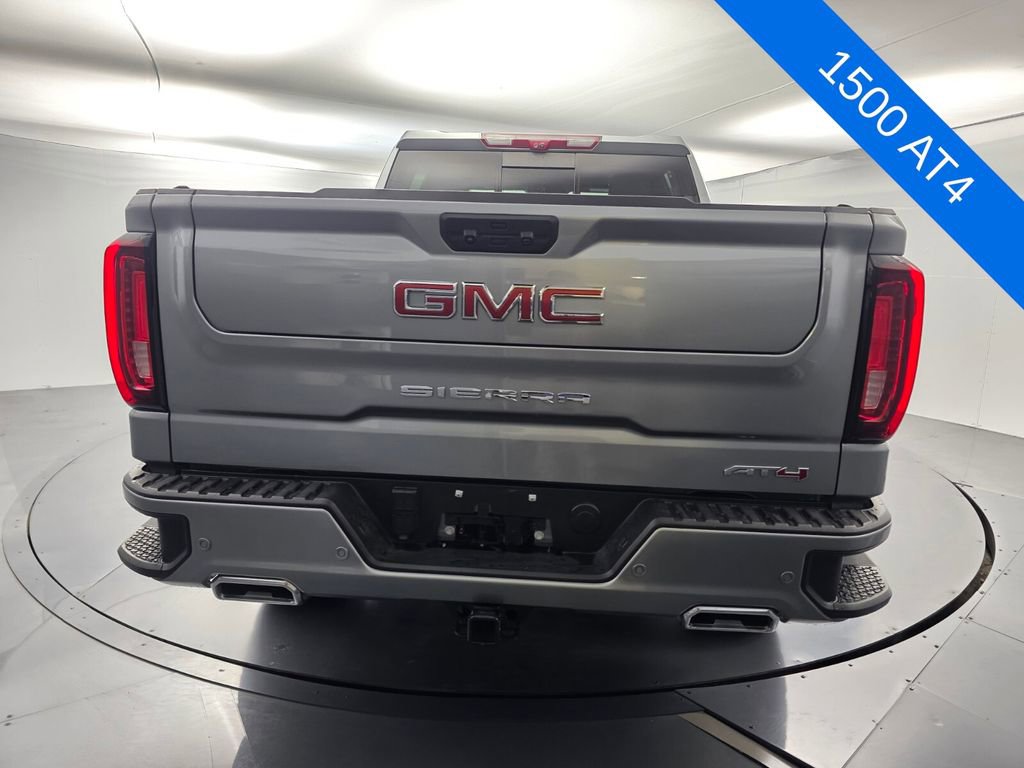 Used 2024 GMC Sierra 1500 AT4 w/ Technology Package AWD/4WD image 5