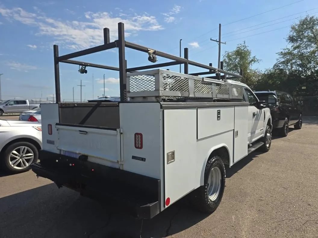 Used 2019 Ford F350 XL w/ XL Value Package AWD/4WD image 4