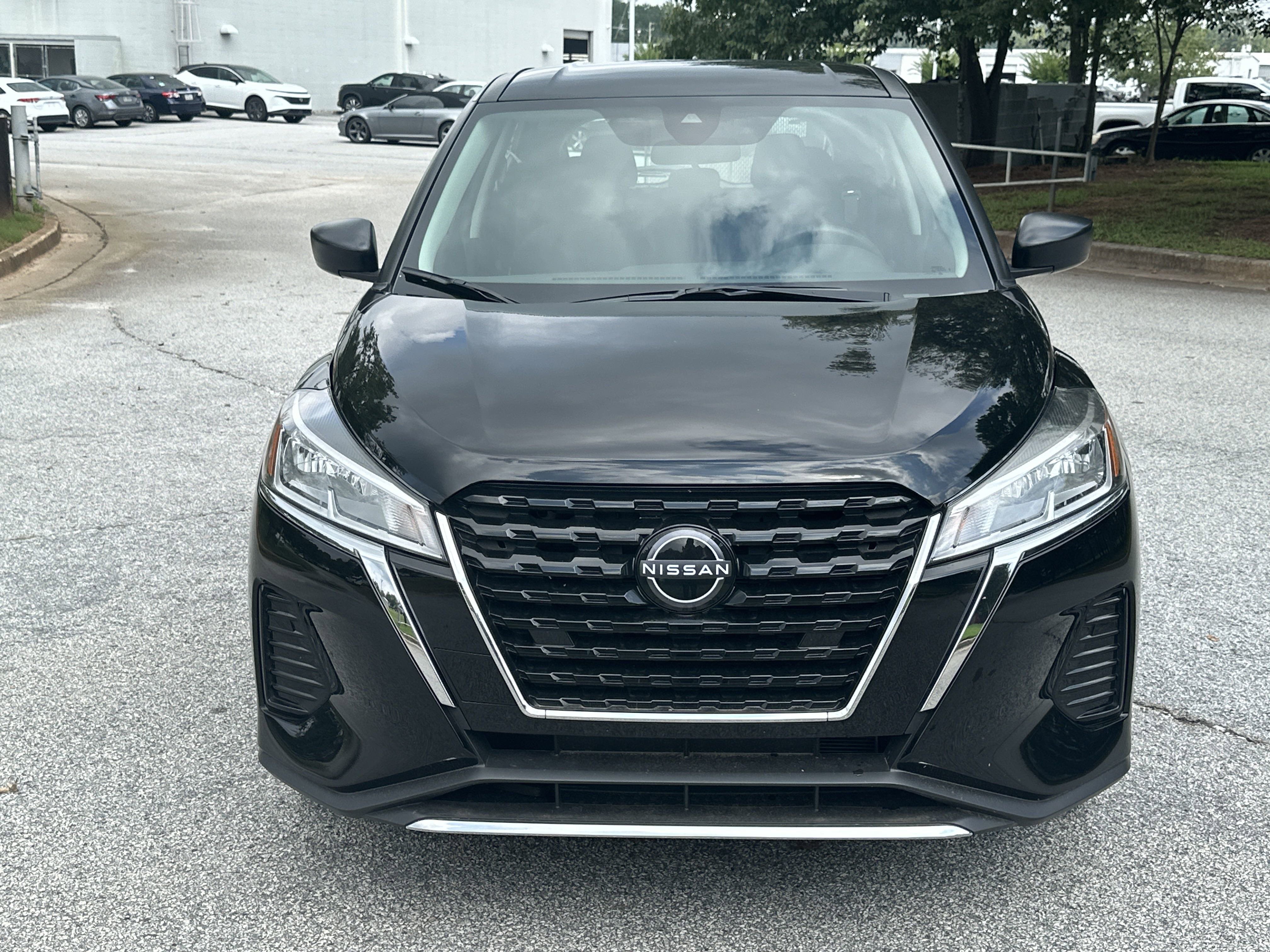 New 2024 Nissan Kicks S image 2