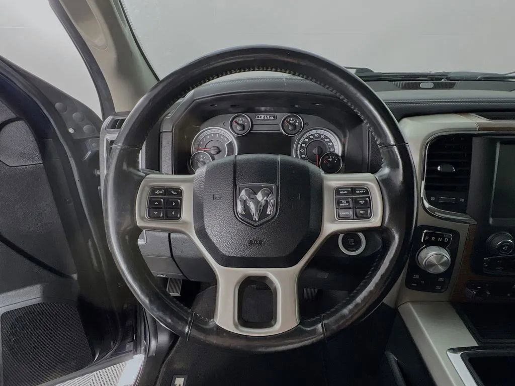 Used 2013 RAM 1500 Laramie w/ Convenience Group image 11