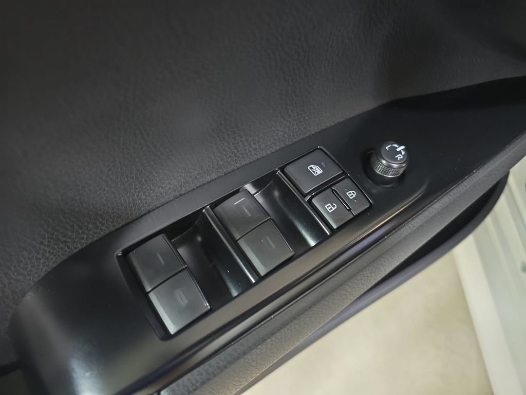 Certified 2025 Toyota Camry XLE AWD/4WD image 33