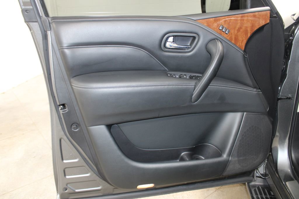 Used 2018 INFINITI QX80 4WD w/ Driver Assistance Package image 21