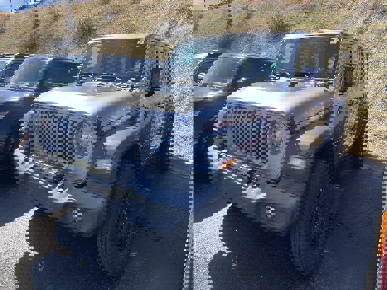 Used 2018 Jeep Wrangler Unlimited Sport image 2