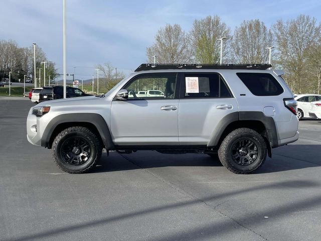 Used 2019 Toyota 4Runner SR5 Premium image 2