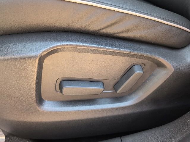 Used 2025 MAZDA CX-5 AWD 2.5 S w/ Select Package image 13