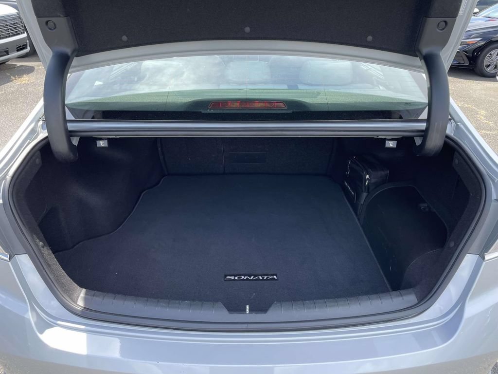 Used 2019 Hyundai Sonata Limited w/ Ultimate Package 02 FWD image 9