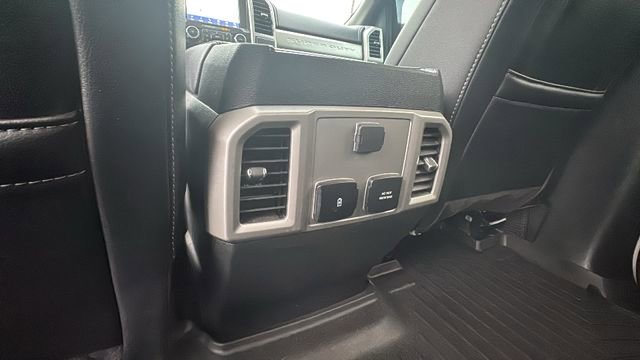 Used 2021 Ford F250 Lariat w/ Lariat Ultimate Package AWD/4WD image 29