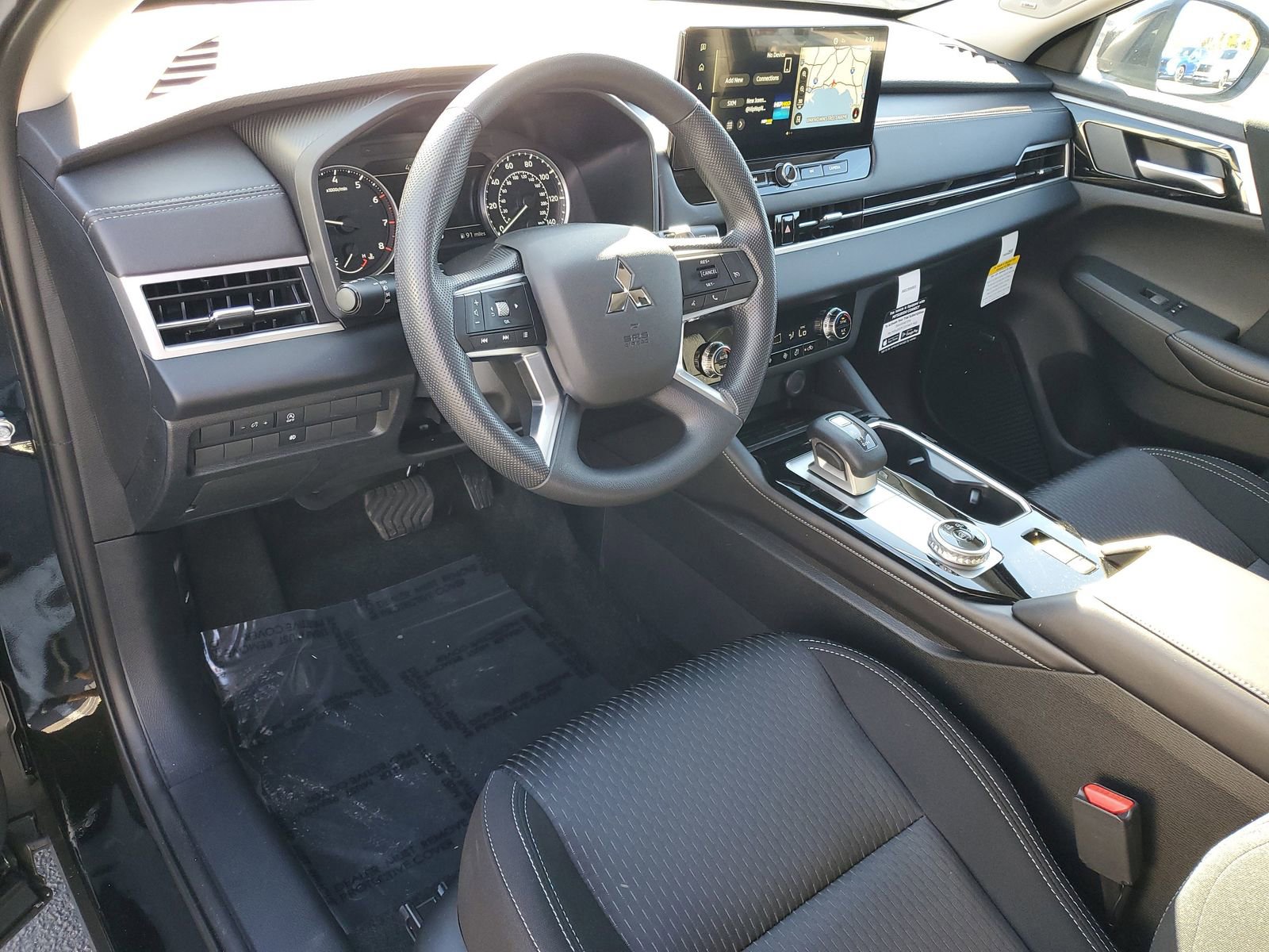 New 2026 Mitsubishi Outlander ES image 6