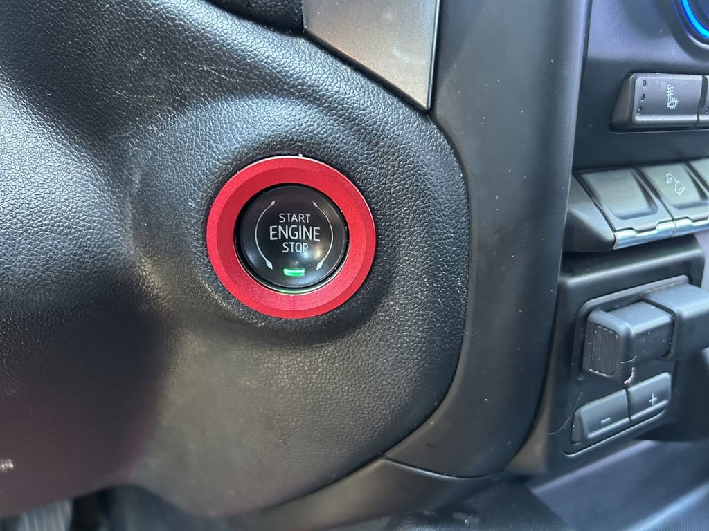 Used 2021 Chevrolet Silverado 1500 RST AWD/4WD image 28