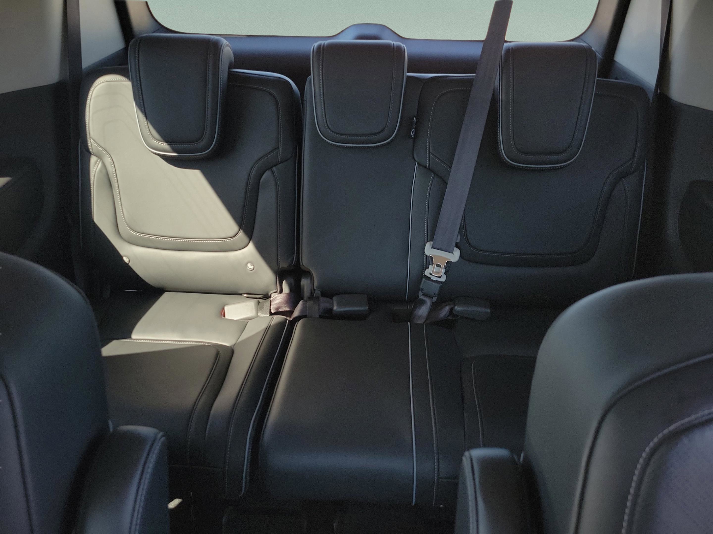 Certified 2025 INFINITI QX80 Luxe RWD image 31