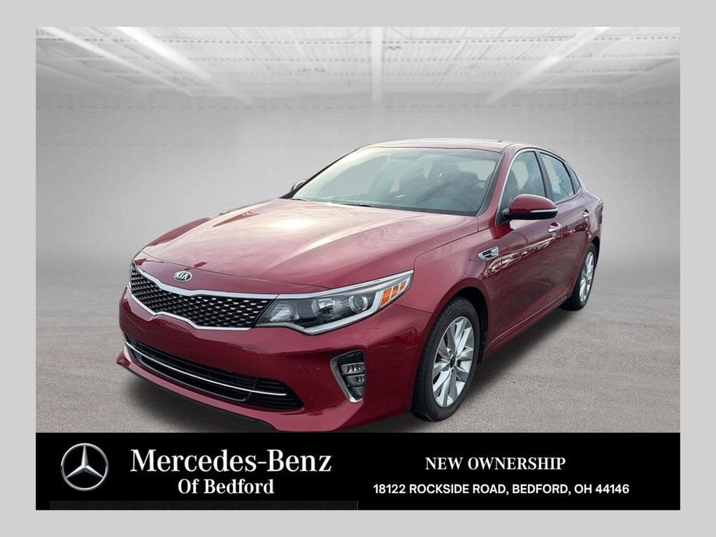 Used 2018 Kia Optima S FWD image 1