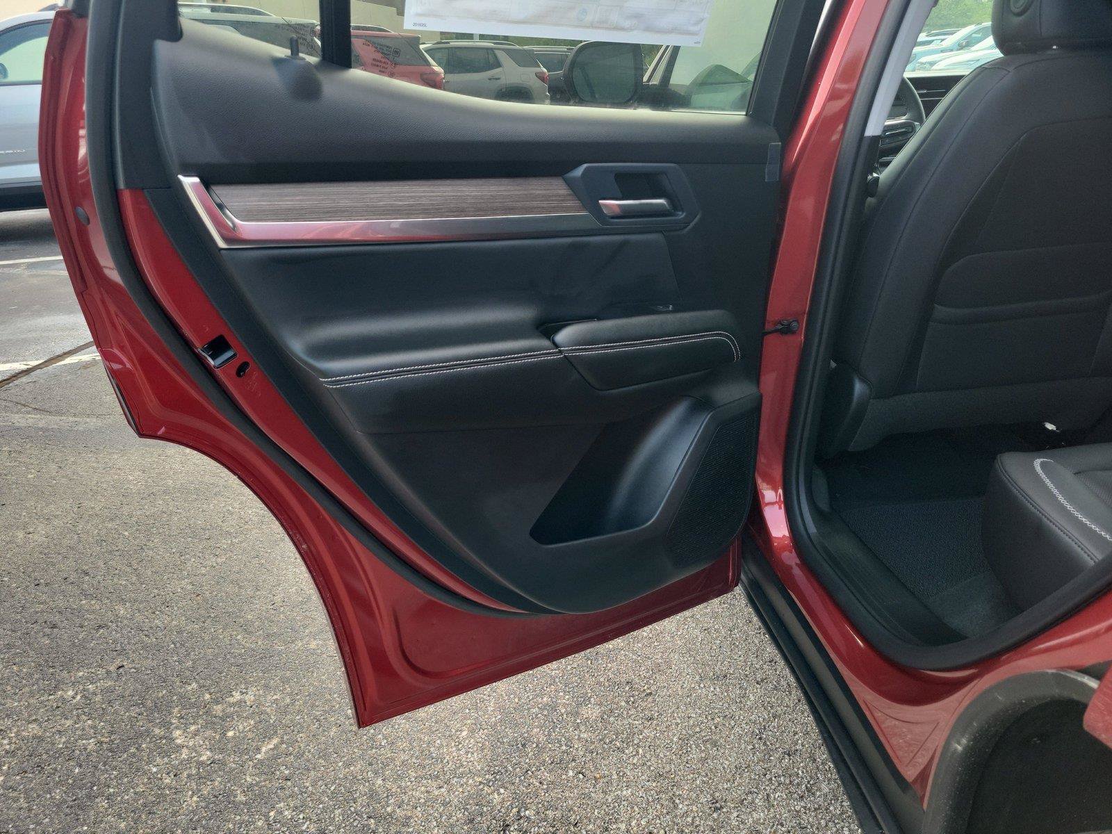 New 2027 GMC Terrain Denali AWD/4WD image 17