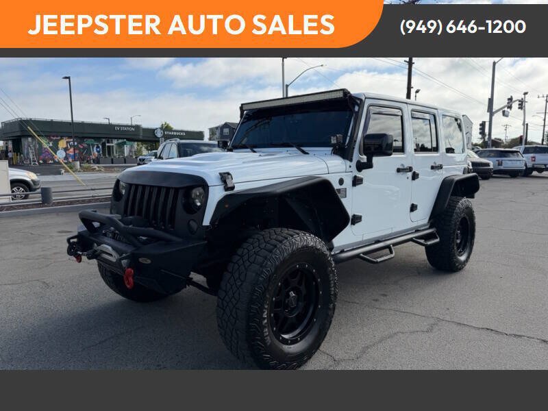 Used 2015 Jeep Wrangler Unlimited Sahara AWD/4WD video 1