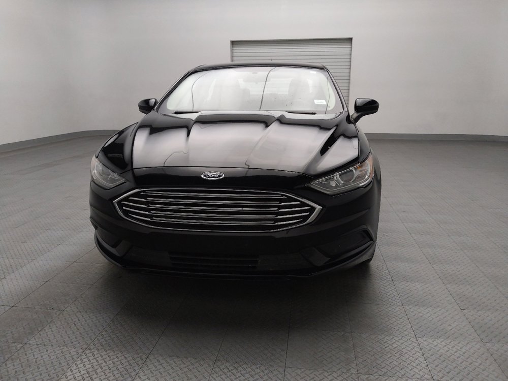 Used 2018 Ford Fusion SE w/ Fusion SE Technology Package image 15