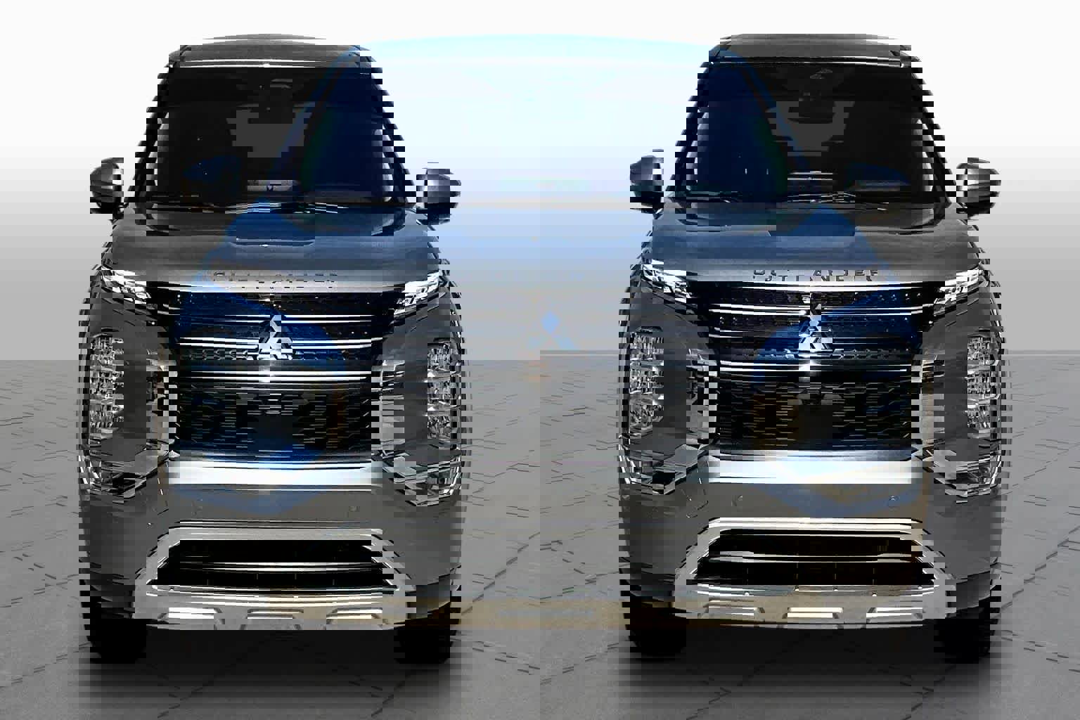 Used 2024 Mitsubishi Outlander SE image 4