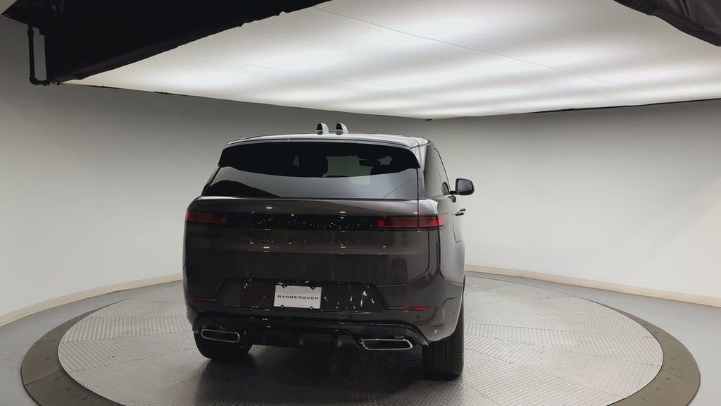 New 2026 Land Rover Range Rover Sport Dynamic SE AWD/4WD image 3